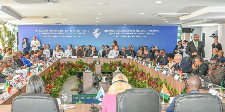 Países do Atlântico Sul defendem região livre de guerra e arma nuclear paises-do-atlantico-sul-defendem-regiao-livre-de-guerra-e-arma-nuclear