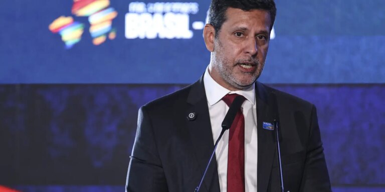 MEC: queda do analfabetismo no Brasil é ligada a políticas na educação mec:-queda-do-analfabetismo-no-brasil-e-ligada-a-politicas-na-educacao