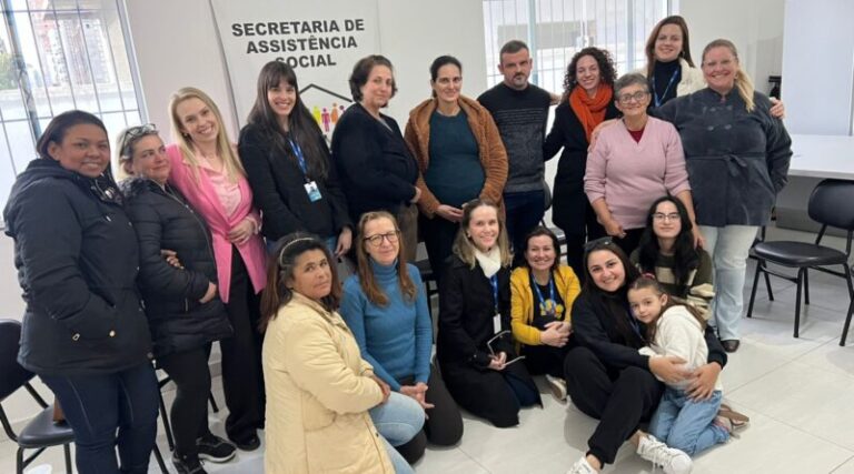 Projeto Marias promove roda de conversa e reflexão sobre superação no CREAS de Porto Belo