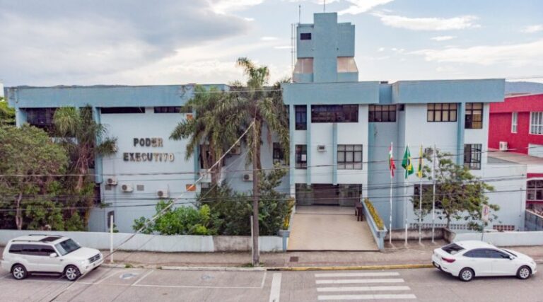 PREFEITURA DE BOMBINHAS TERÁ EXPEDIENTE DAS 7H ÀS 13H NA PRÓXIMA SEGUNDA-FEIRA (29)