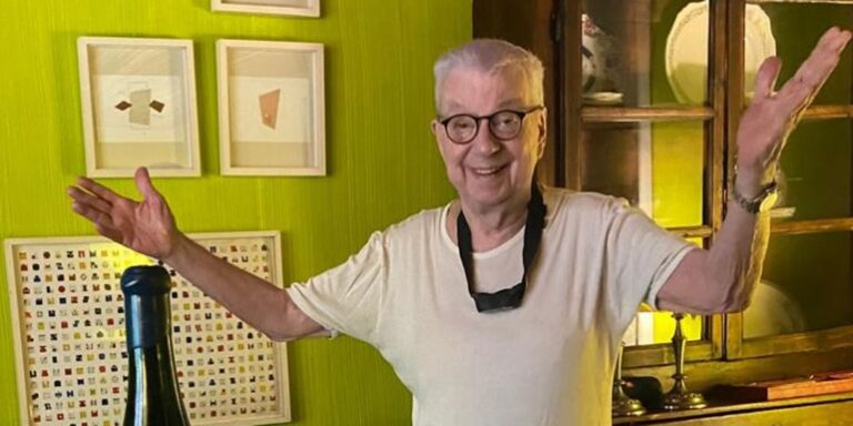 Morre, aos 83 anos, o jornalista Renato Machado morre,-aos-83-anos,-o-jornalista-renato-machado