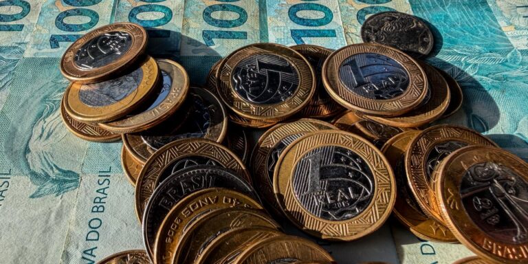 Beneficiários com NIS de final 2 recebem Bolsa Família de julho beneficiarios-com-nis-de-final-2-recebem-bolsa-familia-de-julho