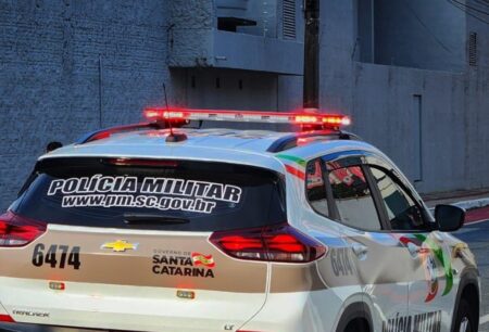 POLÍCIA MILITAR CUMPRE MANDADO DE PRISÃO EM TIJUCAS