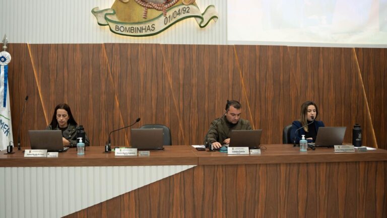 Câmara de Bombinhas realiza 25ª Sessão Ordinária e delibera matérias administrativas e funcionais