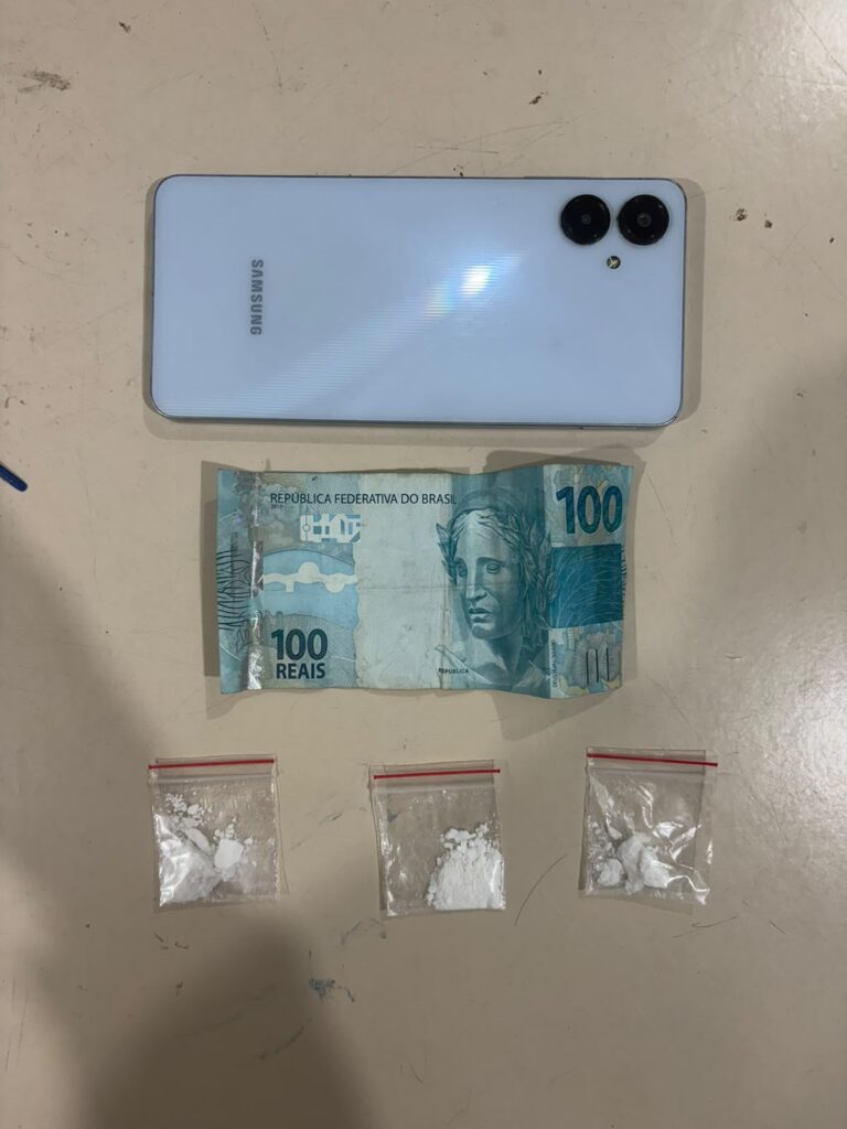 Adolescente é apreendido suspeito de vender cocaína em Bombinhas