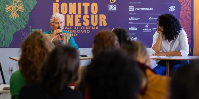 projeto-video-nas-aldeias-alerta-para-risco-de-perder-acervo