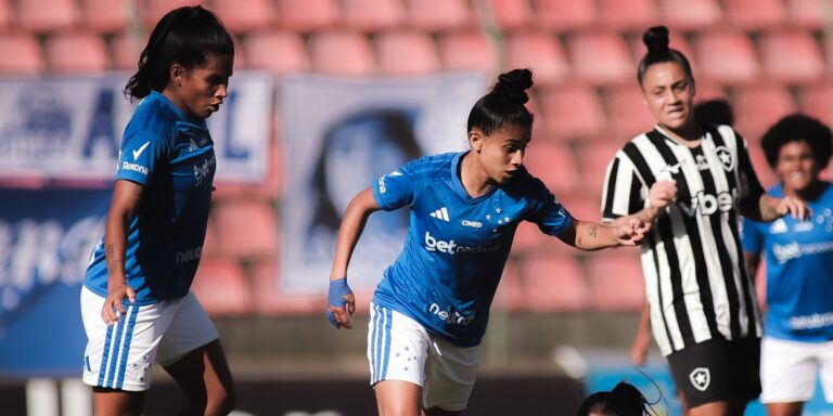 Cruzeiro vence Botafogo no Brasileirão Feminino cruzeiro-vence-botafogo-no-brasileirao-feminino