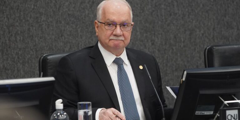 Fachin vai propor no CNJ regras de conduta para juízes fachin-vai-propor-no-cnj-regras-de-conduta-para-juizes