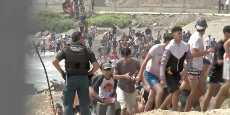Espanha cita grupos “reacionários” e fake news em imigração em Ceuta espanha-cita-grupos-“reacionarios”-e-fake-news-em-imigracao-em-ceuta