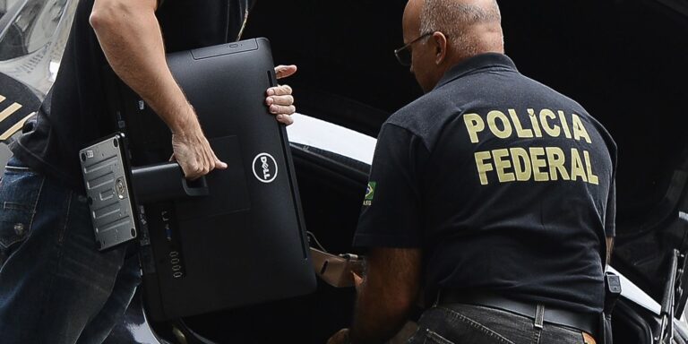 PF investiga senador Weverton Rocha por suspeita de desvios no INSS pf-investiga-senador-weverton-rocha-por-suspeita-de-desvios-no-inss