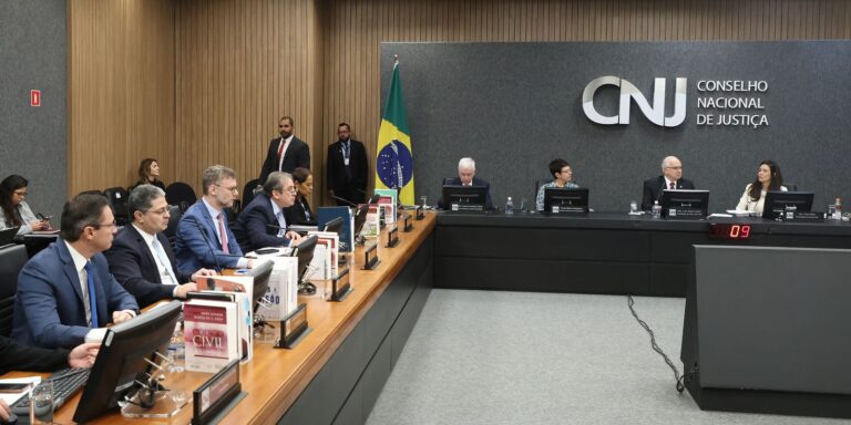 CNJ afasta ex-juíza da Lava Jato por dois anos cnj-afasta-ex-juiza-da-lava-jato-por-dois-anos