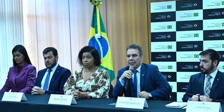 Grupo que planejava ataques no DF tinha plantas de órgãos da Esplanada grupo-que-planejava-ataques-no-df-tinha-plantas-de-orgaos-da-esplanada