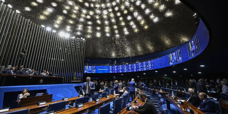 senado-aprova-emprestimos-de-us$-1,8-bi-para-estados-e-municipios