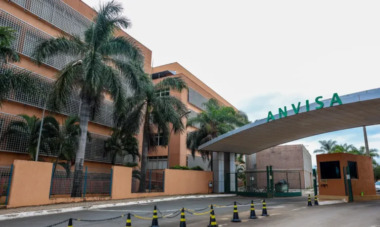 anvisa-aprova-duas-novas-canetas-de-semaglutida,-incluindo-a-primeira-versao-generica-no-brasil