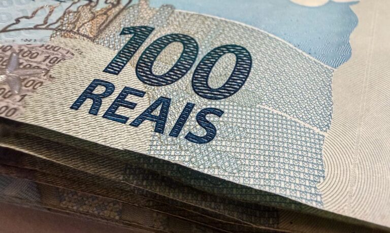 mercado-mantem-projecoes-para-inflacao,-juros,-pib-e-dolar-em-2026