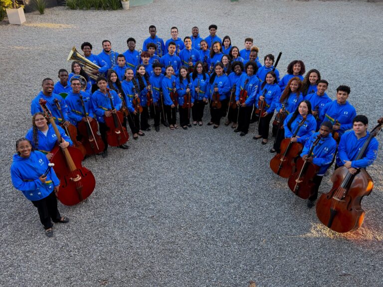 orquestra-leva-espetaculo-“brasil-sobre-trilhos”-a-balneario-picarras-no-dia-27-de-agosto
