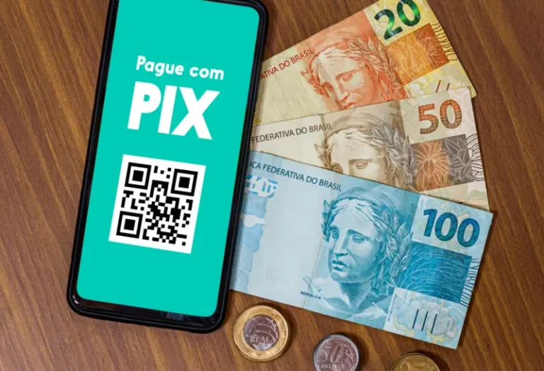 uso-do-pix-avanca-23,9%-em-santa-catarina-no-primeiro-semestre,-maior-crescimento-da-regiao-sul