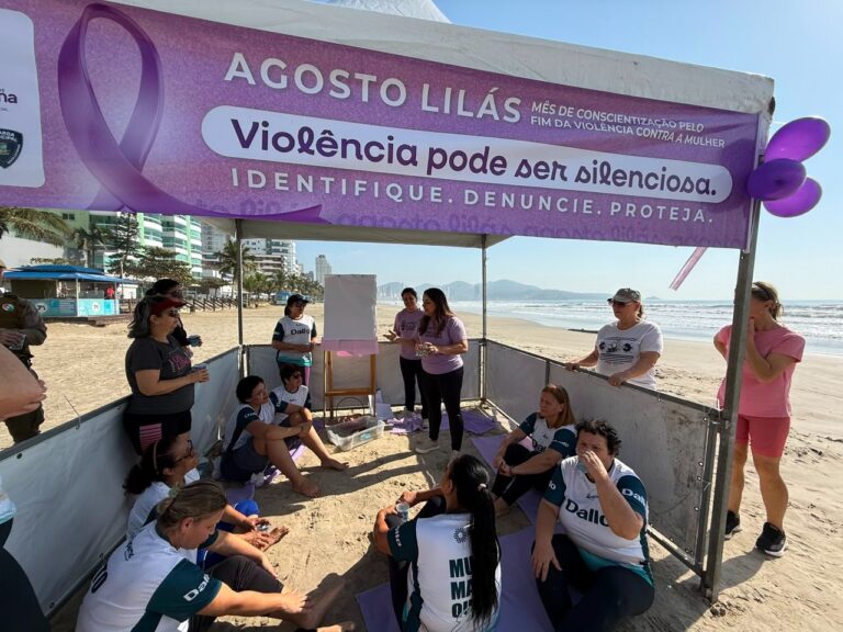 agosto-lilas-leva-acoes-de-prevencao-e-protecao-as-mulheres-para-a-orla-da-meia-praia-em-itapema