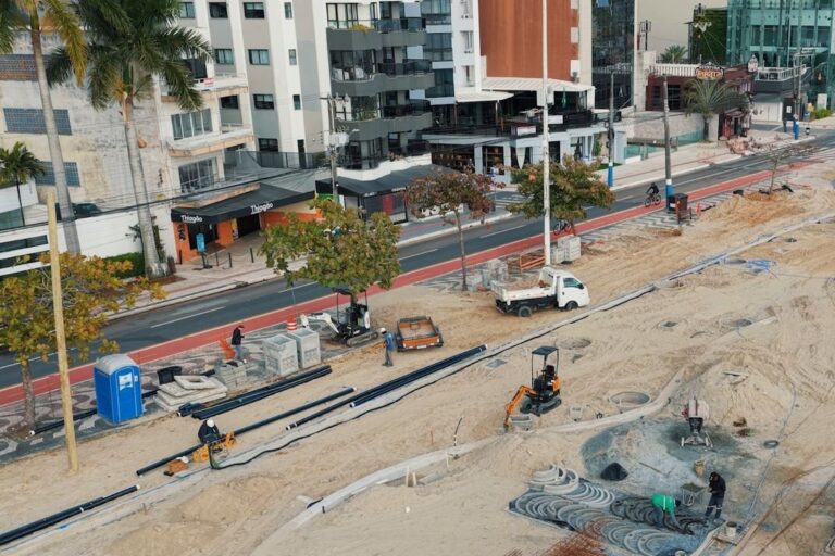Obras da nova orla alteram trânsito na Avenida Atlântica a partir desta segunda em Balneário Camboriú obras-da-nova-orla-alteram-transito-na-avenida-atlantica-a-partir-desta-segunda-em-balneario-camboriu