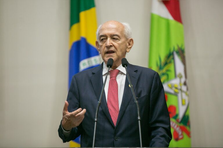manoel-dias,-lideranca-historica-da-politica-catarinense,-morre-aos-88-anos