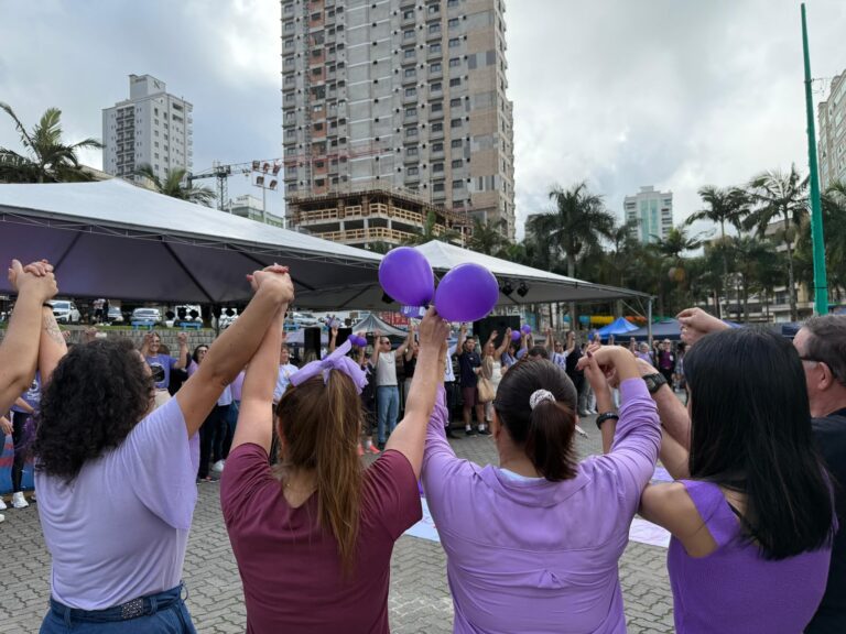Itapema encerra Agosto Lilás com caminhada de conscientização contra a violência à mulher itapema-encerra-agosto-lilas-com-caminhada-de-conscientizacao-contra-a-violencia-a-mulher