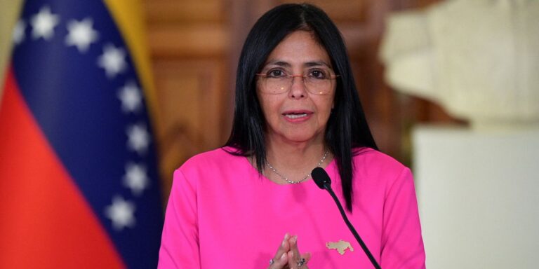 presidente-da-venezuela-confirma-acordo-petrolifero-com-estados-unidos