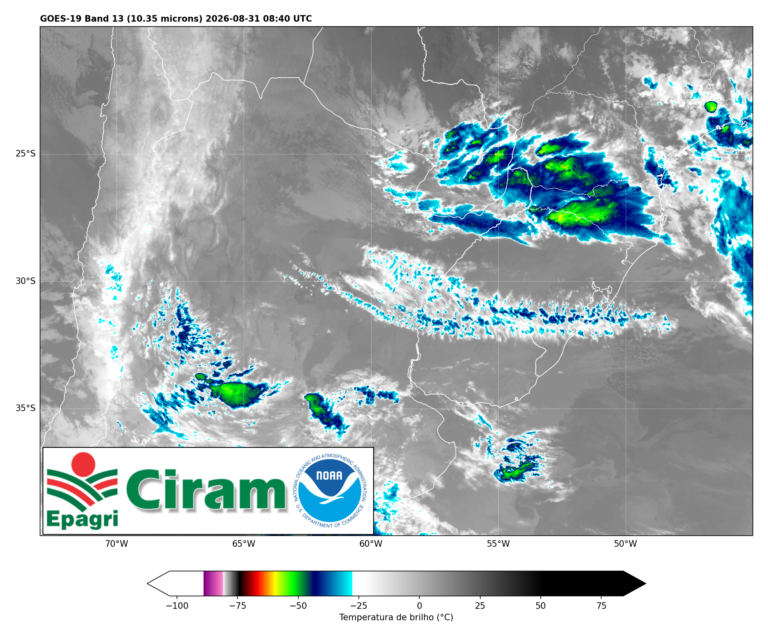 Chuva intensa e risco de deslizamentos marcam início da semana em Santa Catarina chuva-intensa-e-risco-de-deslizamentos-marcam-inicio-da-semana-em-santa-catarina