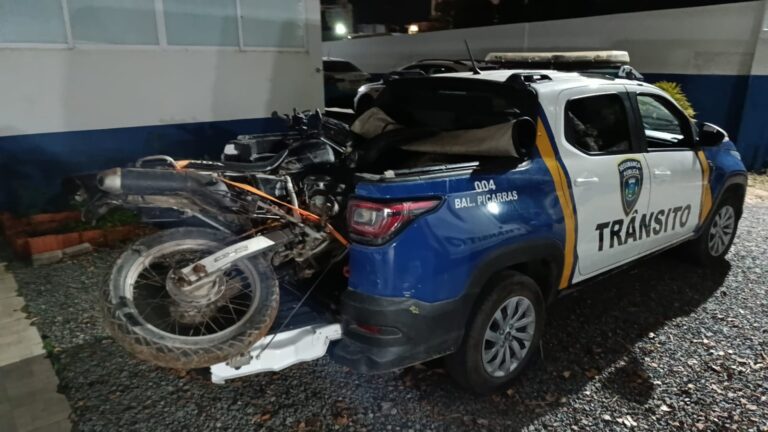 Moto furtada é recuperada pela Secretaria de Segurança Pública de Balneário Piçarras moto-furtada-e-recuperada-pela-secretaria-de-seguranca-publica-de-balneario-picarras