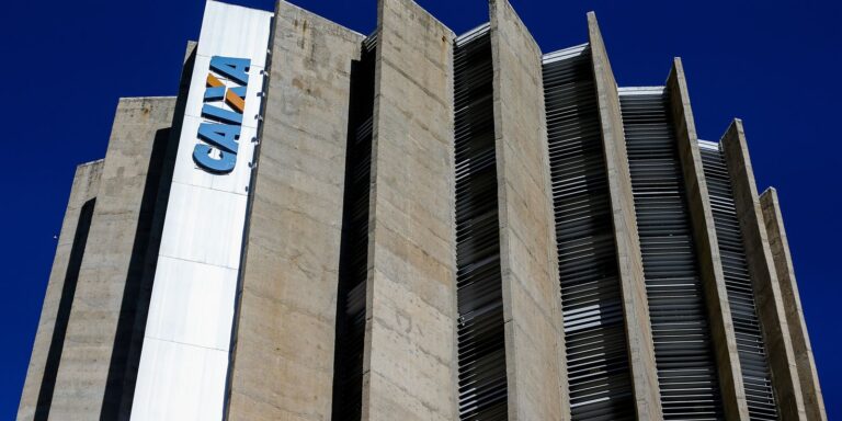 caixa-passa-a-oferecer-modalidade-de-pix-parcelado