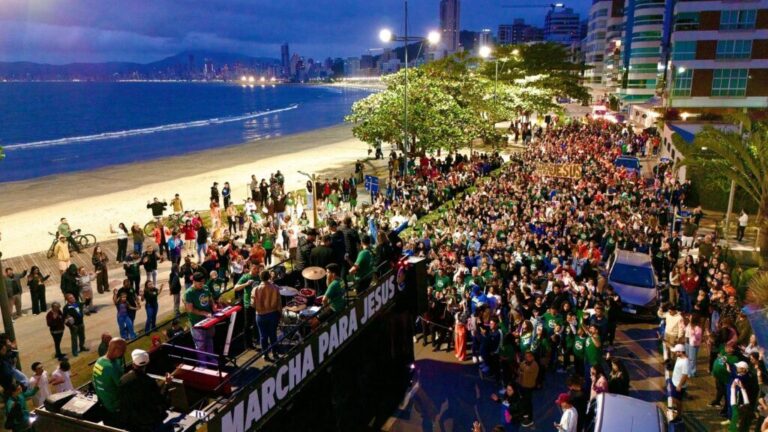 Marcha para Jesus acontece em Itapema no dia 19/09 com caminhada e louvor marcha-para-jesus-acontece-em-itapema-no-dia-19/09-com-caminhada-e-louvor