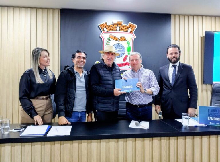 camboriu-apresenta-plano-para-orientar-desenvolvimento-economico-ate-2036