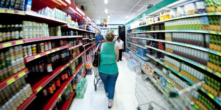 cesta-basica-ficou-mais-barata-em-25-capitais-em-agosto