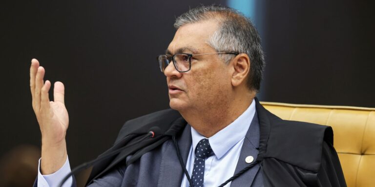 dino-determina-fim-do-sigilo-de-investigacoes-sobre-o-filme-dark-horse