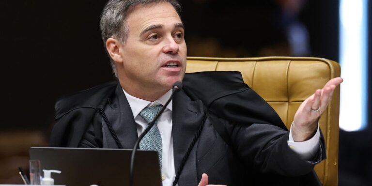 Mendonça acompanha Fachin e vota por julgamento separado de Moraes mendonca-acompanha-fachin-e-vota-por-julgamento-separado-de-moraes