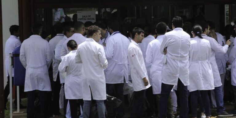 Prazo para recursos do Enamed 2026 e Revalida 2026/2 vai até quinta prazo-para-recursos-do-enamed-2026 e-revalida-2026/2-vai-ate-quinta