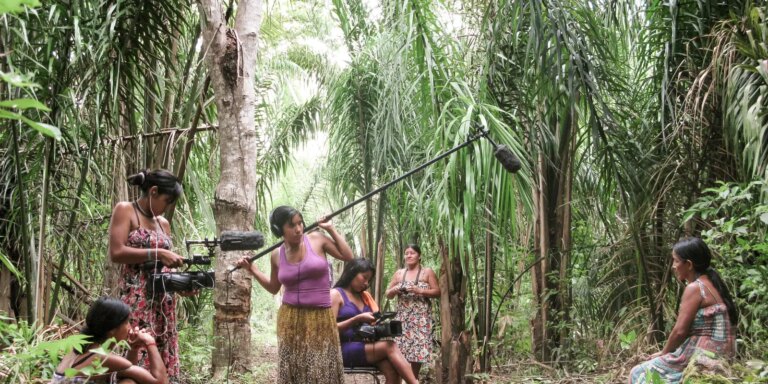 Pesquisa mostra desafio de cineastas indígenas para financiar filmes pesquisa-mostra-desafio-de-cineastas-indigenas-para-financiar-filmes