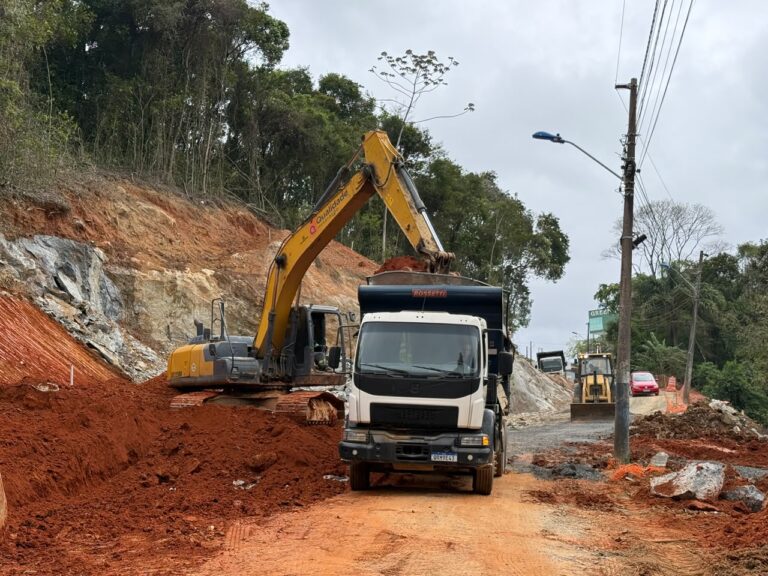 morro-do-encano-tera-transito-interditado-nesta-segunda-feira-para-detonacao-de-rochas