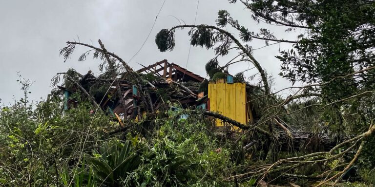 Tempestade, ventos fortes e granizo deixam Região Sul em alerta tempestade,-ventos-fortes-e-granizo-deixam-regiao-sul-em-alerta