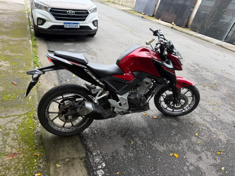PM recupera motocicleta furtada no Centro de Camboriú pm-recupera-motocicleta-furtada-no-centro-de-camboriu