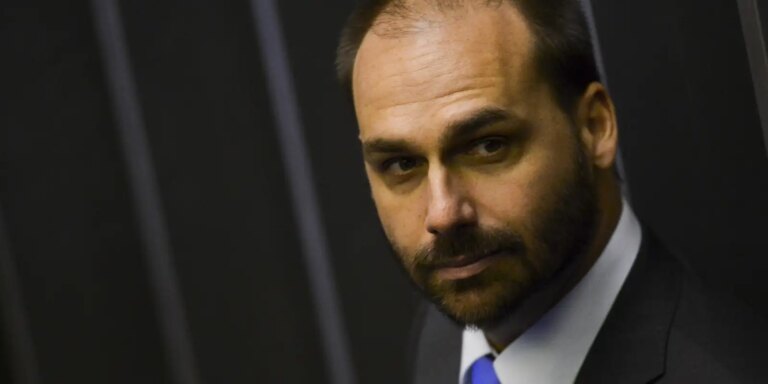 STF condena Eduardo Bolsonaro por difamar deputada Tábata Amaral stf-condena-eduardo-bolsonaro-por-difamar-deputada-tabata-amaral