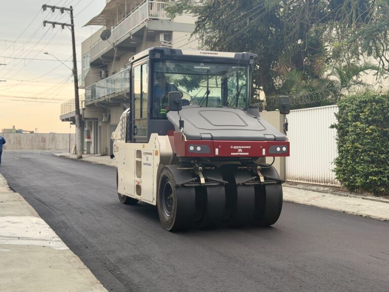 rua-ladislau-pires-recebe-pavimentacao-asfaltica-no-centro-de-balneario-picarras
