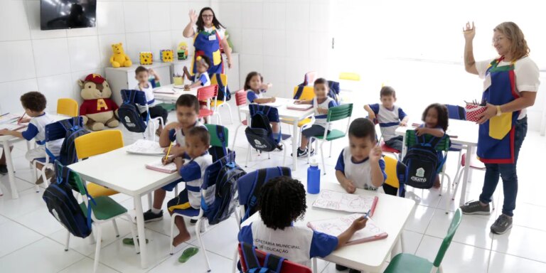 Escolha de livros didáticos para educação infantil começa nesta terça escolha-de-livros-didaticos-para-educacao-infantil-comeca-nesta-terca