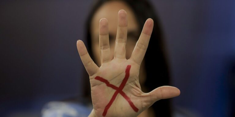 Operação prende mais de 57 mil acusados de violência contra mulheres operacao-prende-mais-de-57-mil-acusados-de-violencia-contra-mulheres