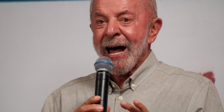 Lula aceita proposta de Flávio para quebra de sigilo bancário lula-aceita-proposta-de-flavio-para-quebra-de-sigilo-bancario