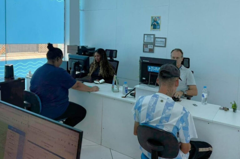 balneario-camboriu-inicia-a-semana-com-249-vagas-de-emprego;-51-aceitam-pessoas-com-deficiencia