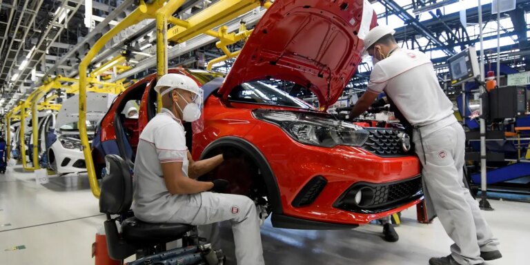 Desemprego de 5,2% no 3° trimestre é o menor para o período desde 2012 desemprego-de-5,2%-no-3°-trimestre-e-o-menor-para-o-periodo-desde-2012